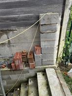 Gratis Betonblokken, Doe-het-zelf en Bouw, Metselstenen, Ophalen of Verzenden, Zo goed als nieuw