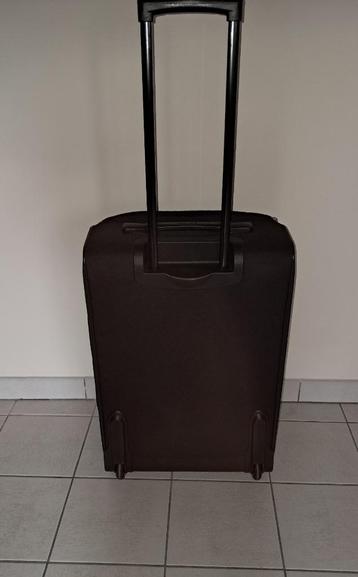 Samsonite, reiskoffer in super staat beschikbaar voor biedingen