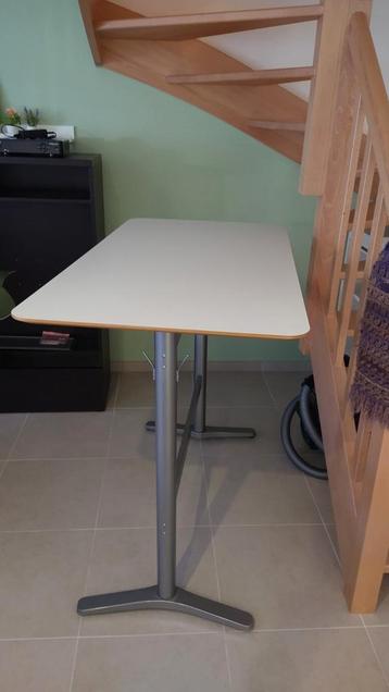 Bartafel statafel Ikea beschikbaar voor biedingen