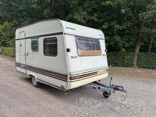 caravan burstner club, Caravans en Kamperen, Caravans, Particulier, tot en met 4, Treinzit, Hefbed, Kachel, Koelkast, Lichtmetalen velgen