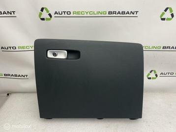 Dashboardkastje Audi Q3 8U ORIGINEEL 8U1857035M beschikbaar voor biedingen