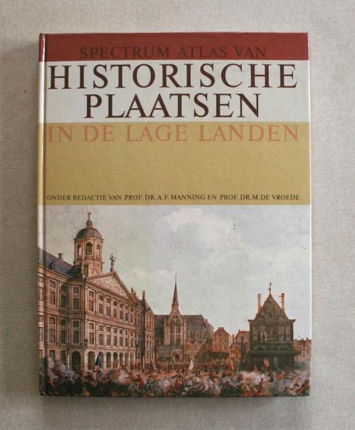 Spectrum atlas van historische plaatsen in de Lage Landen, Boeken, Geschiedenis | Nationaal, Gelezen, Ophalen of Verzenden