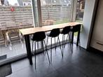 Hoge stoelen, Ophalen, Nieuw