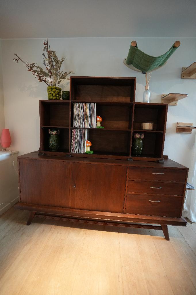 Prachtig Vintage Teak Dressoir, Mid Century Modern, Antiek en Kunst, Antiek | Meubels | Kasten, Ophalen