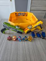 Arena, 2 draaibare wapens + 5 Beyblades en 3 draagraketten, Kinderen en Baby's, Speelgoed | Overig, Ophalen, Zo goed als nieuw