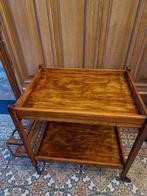 Ancienne table roulante en bois tres bon état, Maison & Meubles, Tables | Tables d'appoint, Bois, Utilisé, Enlèvement ou Envoi