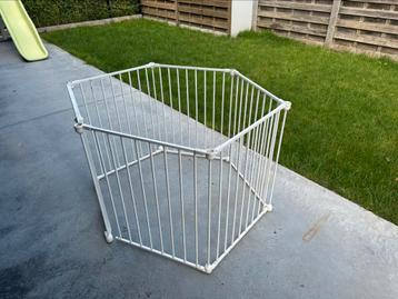 Kinderhek beschikbaar voor biedingen