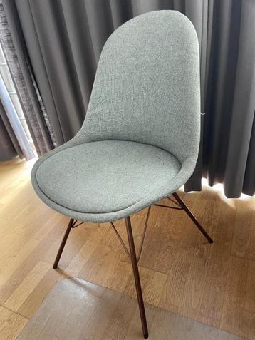 Eetkamerstoelen 4 stuks beschikbaar voor biedingen