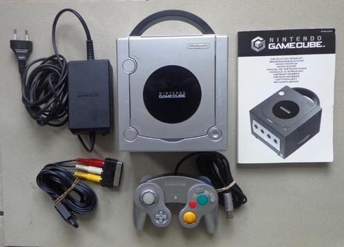 Gamecube Silver + originele Silver controller + kabels, Games en Spelcomputers, Spelcomputers | Nintendo GameCube, Gebruikt, Zilver