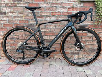 Scott Addict RC 30 2025 (S) / Elitewheels (ZGAN) beschikbaar voor biedingen