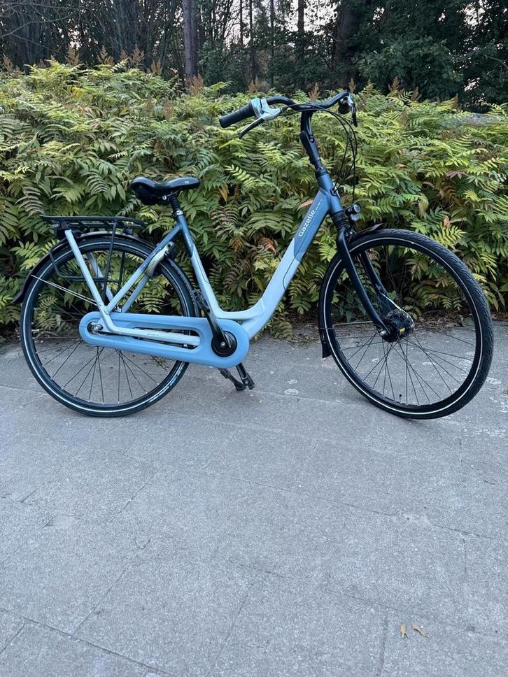 Gazelle grenoble c8, Fietsen en Brommers, Fietsen | Dames | Damesfietsen, Gazelle, Versnellingen, 53 tot 56 cm, Ophalen