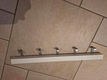 Muurkapstokje Ikea beschikbaar voor biedingen