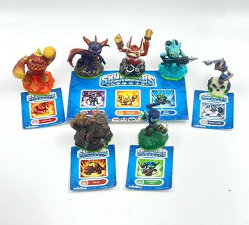 Figurines Skylanders + portail sans fil + vitrine, Enlèvement ou Envoi, 2 joueurs, À partir de 7 ans, Aventure et Action