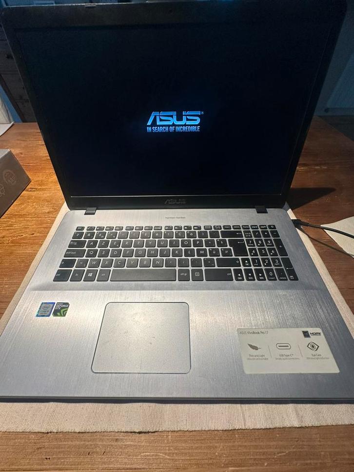 ASUS Vivobook Pro, Computers en Software, Windows Laptops, Zo goed als nieuw, 17 inch of meer, HDD, SSD, Minder dan 2 Ghz, 8 GB