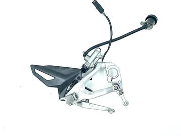 SCHETSPLAAT RECHTS VOOR Streetfighter V4 (V4S) 2020-2022 beschikbaar voor biedingen