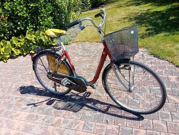 Damesfiets BULL-DOG beschikbaar voor biedingen