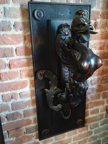 Houtsculpture ,oud muurornament , decoratief o beschikbaar voor biedingen