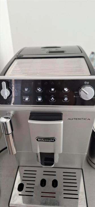 DeLonghi Autentica koffiemachine met garantie, Elektronische apparatuur, Koffiezetapparaten, Zo goed als nieuw, Gemalen koffie