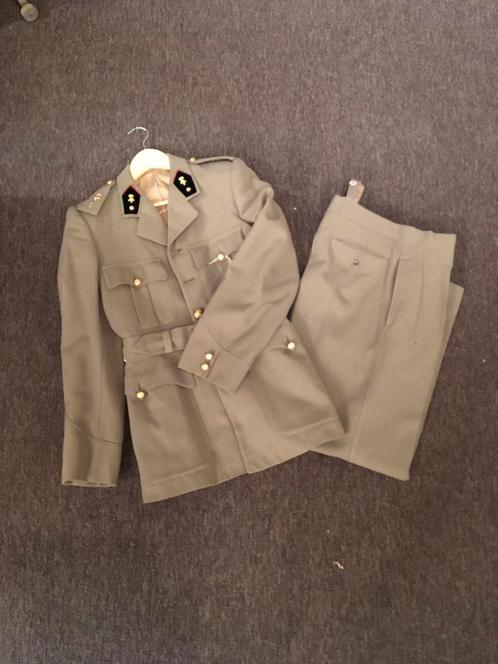 Ancien costume militaire - costume militaire 2 pièces, Collections, Objets militaires | Général, Armée de terre, Enlèvement ou Envoi