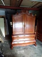 Antiek gebogen buik kabinet, Ophalen