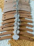 Houten Kleerhanger baby, Ophalen, Gebruikt