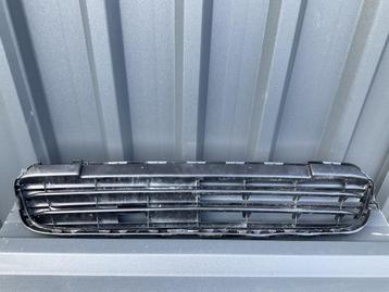 Bumper Grill Peugeot 108 53112-0H120 14-24 Rooster PE-20075 beschikbaar voor biedingen