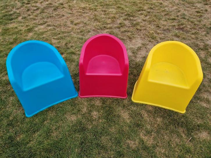 Zeer stevige kuipstoeltjes voor peuters en kleuters, Huis en Inrichting, Stoelen, Zo goed als nieuw, Ophalen