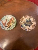 2 decoratieve borden Puigdemont, Ophalen