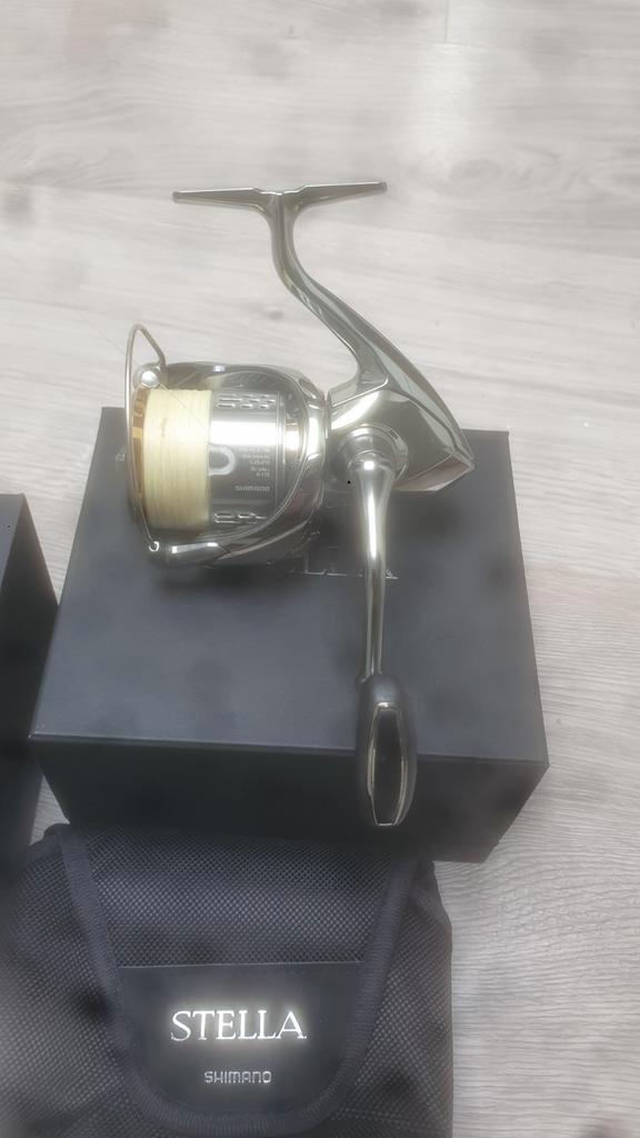 Shimano stella C 3000 XG FK, Watersport en Boten, Hengelsport | Roofvissen, Molen, Ophalen of Verzenden
