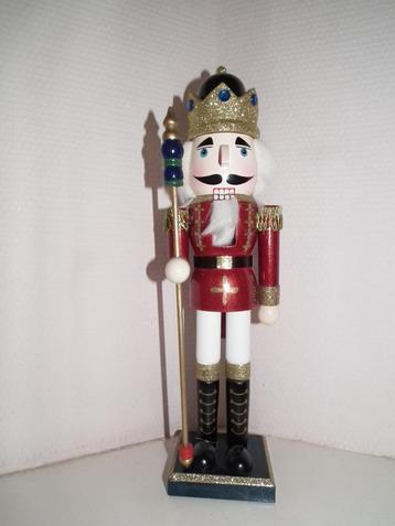 Houten notenkraker. hoogte 38 cm (Decoris) beschikbaar voor biedingen