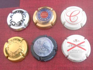 6 champagne capsules - 0,50 euro per capsule beschikbaar voor biedingen