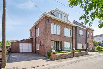 Huis te koop in Aalbeke, 5 slpks beschikbaar voor biedingen