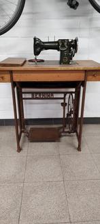 Antieke naaimachine Bernina, Antiek en Kunst, Ophalen