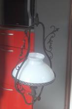 Suspension Laiton-Opaline, Ophalen