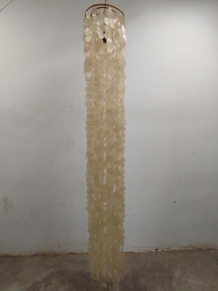 XXL vintage parelmoeren lampenkap/mobiel/windgong jaren ‘70, Huis en Inrichting, Lampen | Lampenkappen, Gebruikt, 50 cm of meer