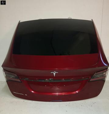 Tesla Model X achterklep