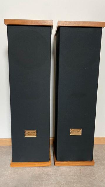 MoA The Pillar luidsprekers -  designed by H.W. Lüpertz beschikbaar voor biedingen