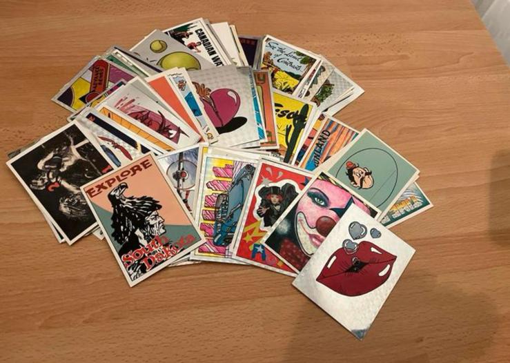 Pakket  Mega Panini Stickers uit 1987  +/-100 stickers, Collections, Autocollants, Autres types, Enlèvement