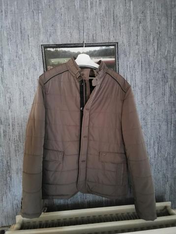 Herenjas gewatteerd beschikbaar voor biedingen