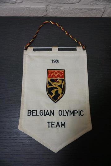 fanion des jeux olympiques de l'équipe olympique belge 1980 