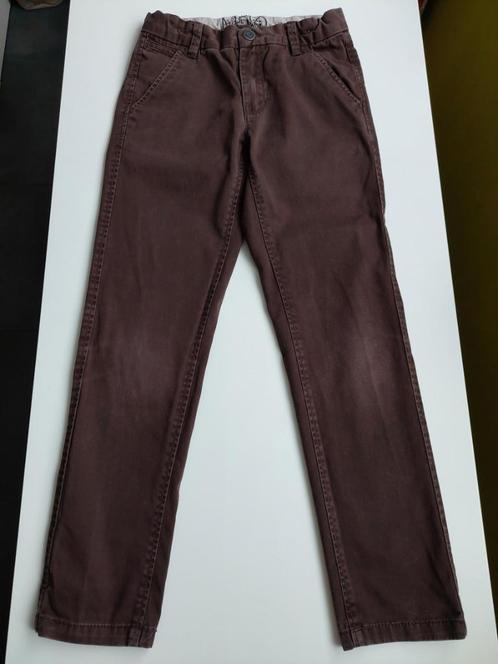 PANTALON BARGAINS pour garçons de la marque Molo taille 134, Enfants & Bébés, Vêtements enfant | Taille 134, Utilisé, Garçon, Pantalon