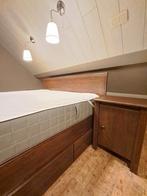 Bed 160x200 cm met 4 lades (zonder matras), 2 nachtkastjes, Huis en Inrichting, Slaapkamer | Bedden, Ophalen