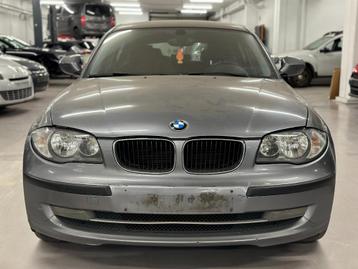 BMW 118d 2.0 Diesel Euro 5 2010 MOTOR STUK!, Autos, Euro 5, Achat, Entreprise, Boîte manuelle