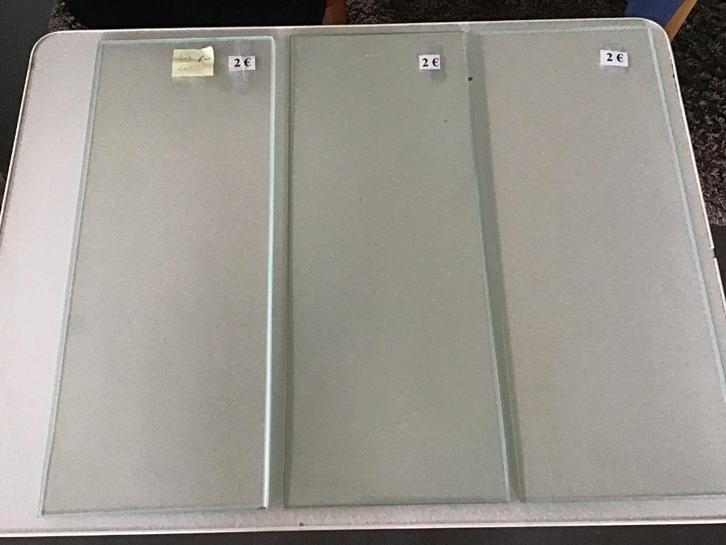 3 glazen legborden van 56 cm op 22 cm en vele andere, Huis en Inrichting, Woonaccessoires | Wandplanken en Boekenplanken, Zo goed als nieuw