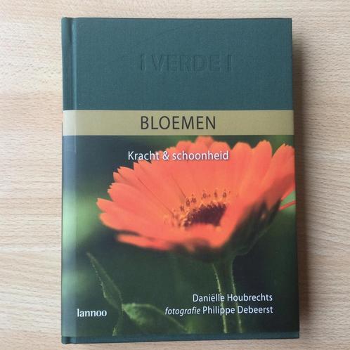 Boek Verde. Bloemen, kracht en schoonheid, Boeken, Wonen en Tuinieren, Nieuw, Overige soorten, Ophalen of Verzenden