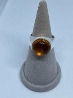 Zilveren ring met amber maat 16, Handtassen en Accessoires, Ringen, 20 of groter, Heer, Nieuw, Ophalen of Verzenden