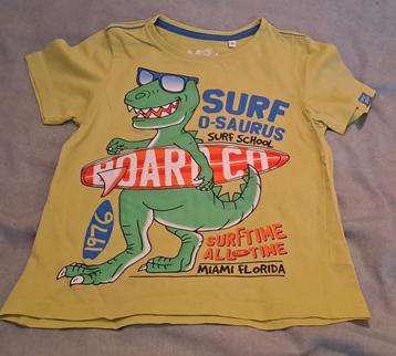 ¤ T-shirt met dinosaurus ( Maat 116) beschikbaar voor biedingen