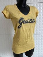 T-shirt Guess pour femme : Taille M-L, Vêtements | Femmes, T-shirts, Enlèvement ou Envoi, Comme neuf