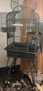 2 cages à vendre, Animaux & Accessoires, Oiseaux | Cages & Volières, Comme neuf