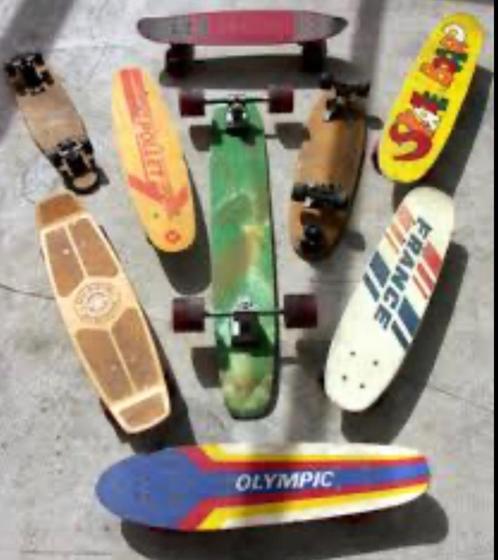 Cherche skateboards vintage en fibre de verre, bois ou alumi, Sports & Fitness, Skateboard, Skateboard, Envoi